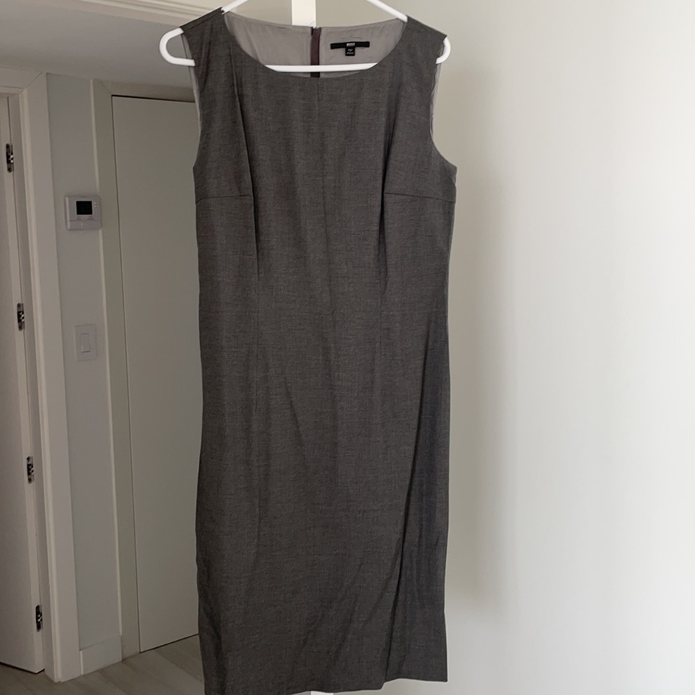 BOSS dress. Size 8 or French 42